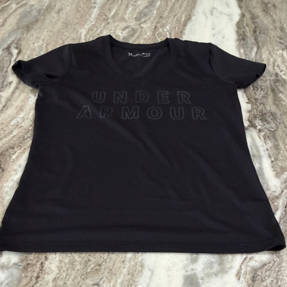 Under Armour Women's Charcoal Tee